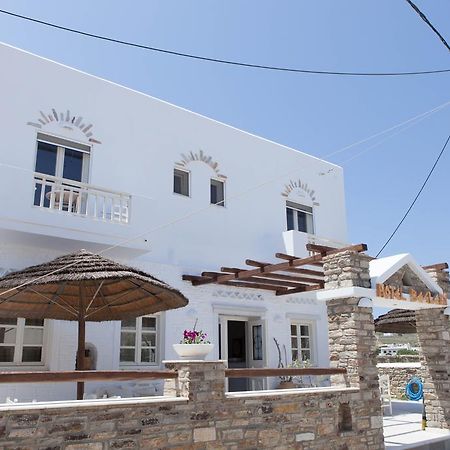 ホテル ベグレリ Antiparos Town エクステリア 写真